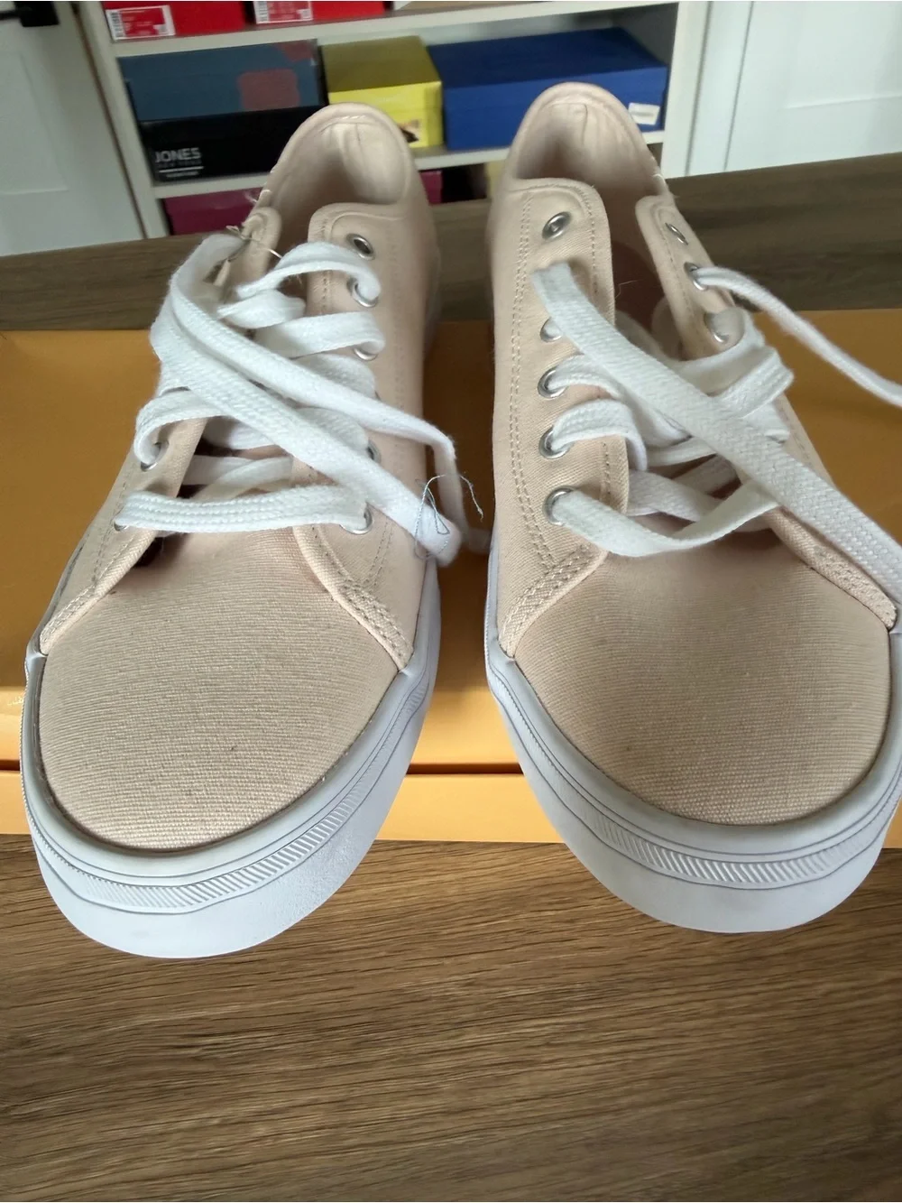NWOB Keds Women’s Champion Classic Canvas Sneakers Light Pink Size 9